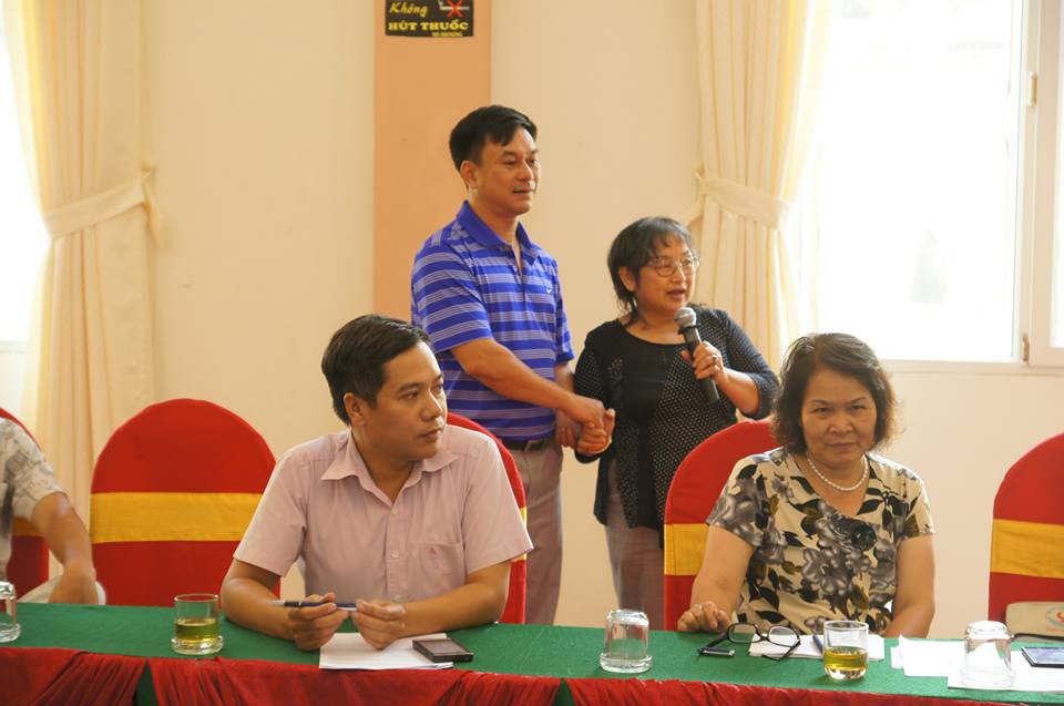 Anh Thuong Dai dien Dien dan tham gia hop va lam viec voi ban Lien lac